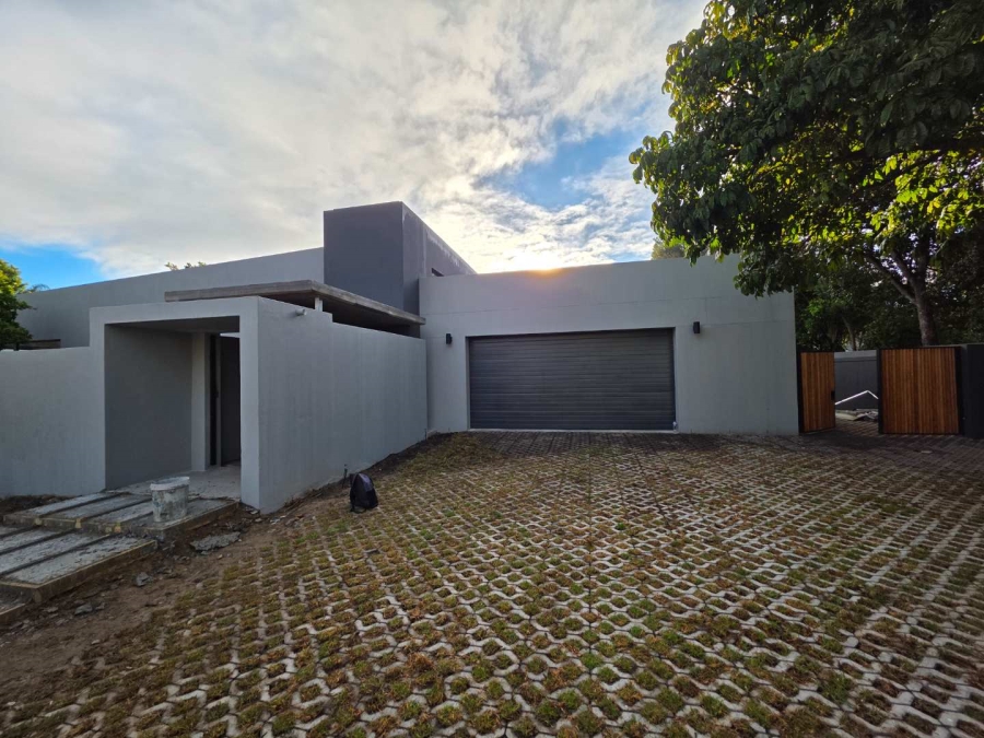 6 Bedroom Property for Sale in Die Boord Western Cape